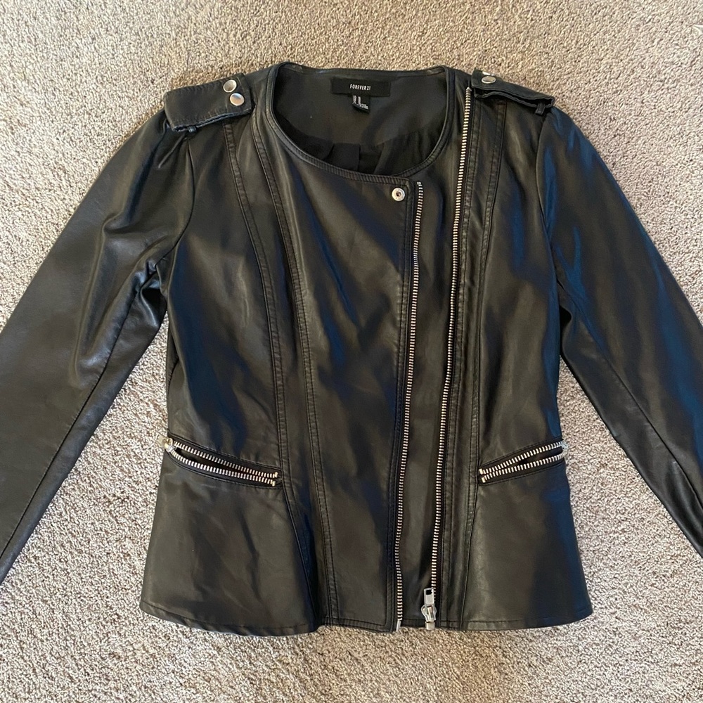 Pleather jacket. - Picture 2 of 4
